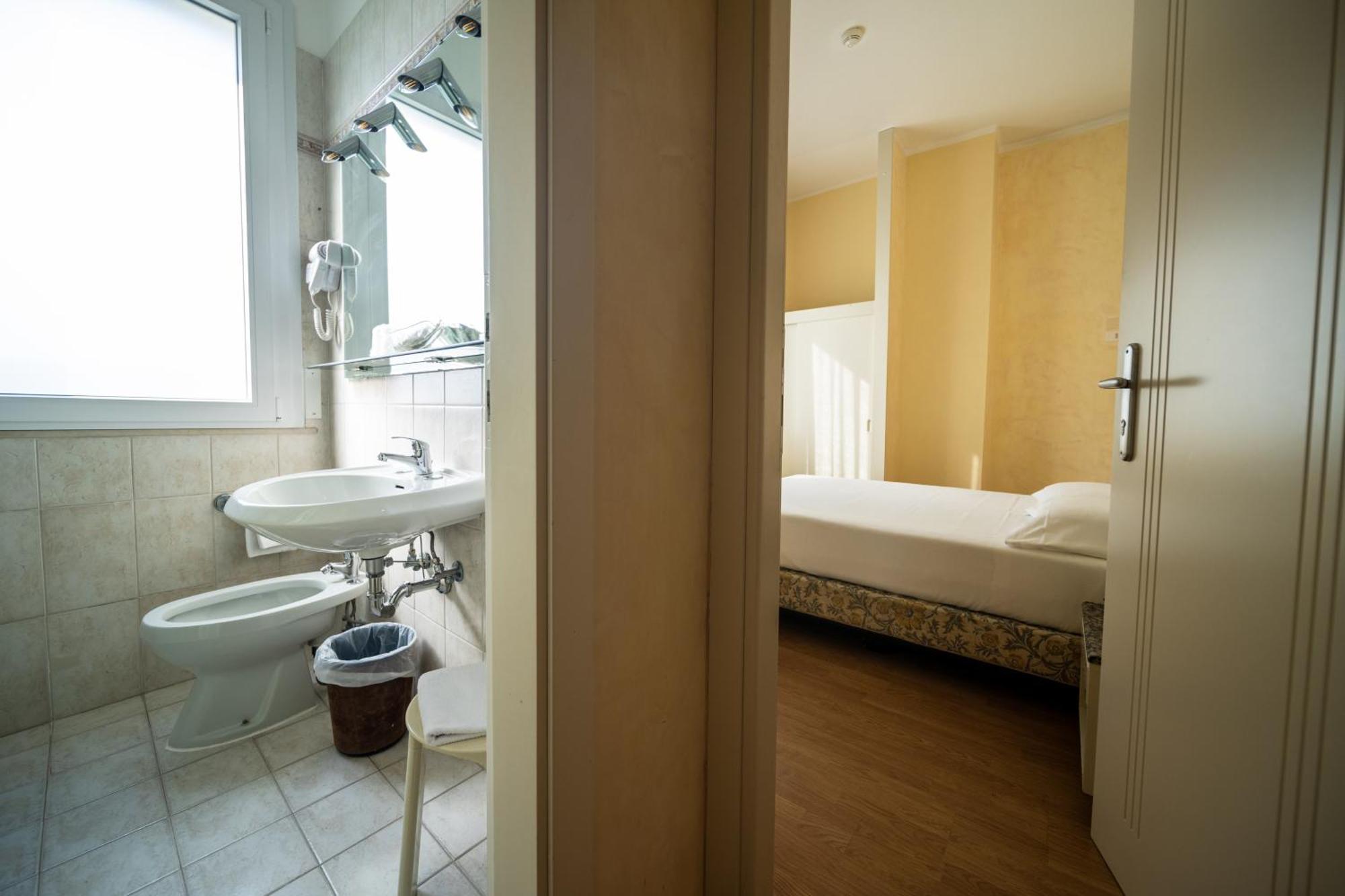 Hotel Rosabianca Rimini Eksteriør bilde
